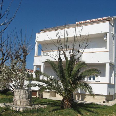 Apartments Frane-20M From Beach Barbat na Rabu Exteriör bild