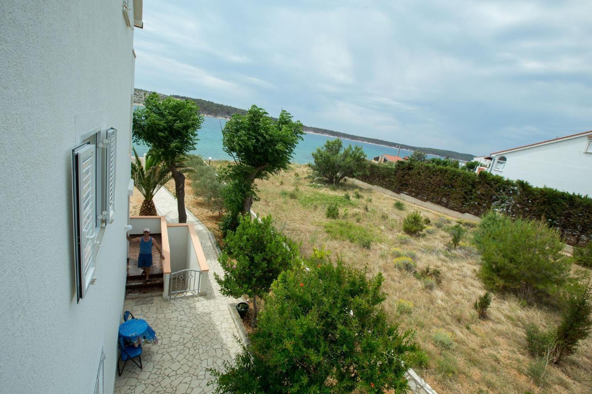 Apartments Frane-20M From Beach Barbat na Rabu Exteriör bild