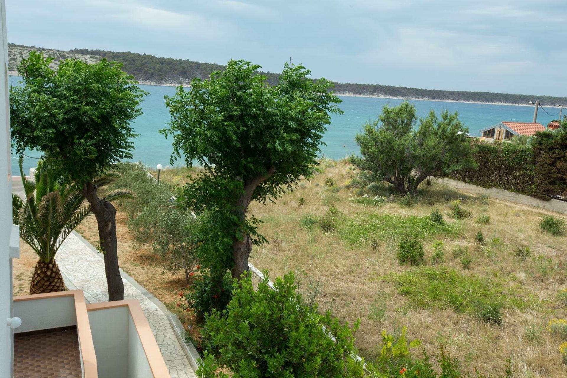 Apartments Frane-20M From Beach Barbat na Rabu Exteriör bild